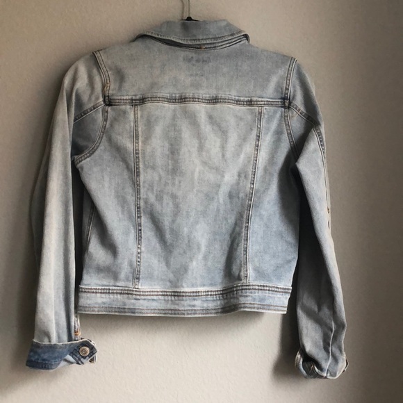 Cat & Jack denim jacket with cute patches - Picture 4 of 7